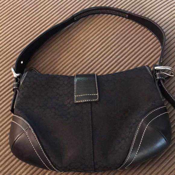 Authentic Coach purse - Picture 4 of 6